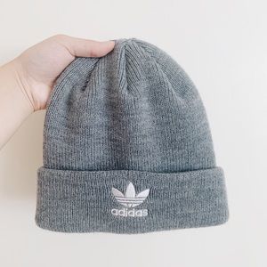 ADIDAS ORIGINALS TREFOIL GREY BEANIE - ONE SIZE